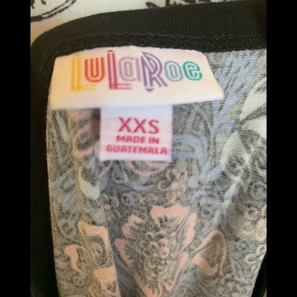 LulaRoe Randy Baseball t-shirt - Picture 6 of 6